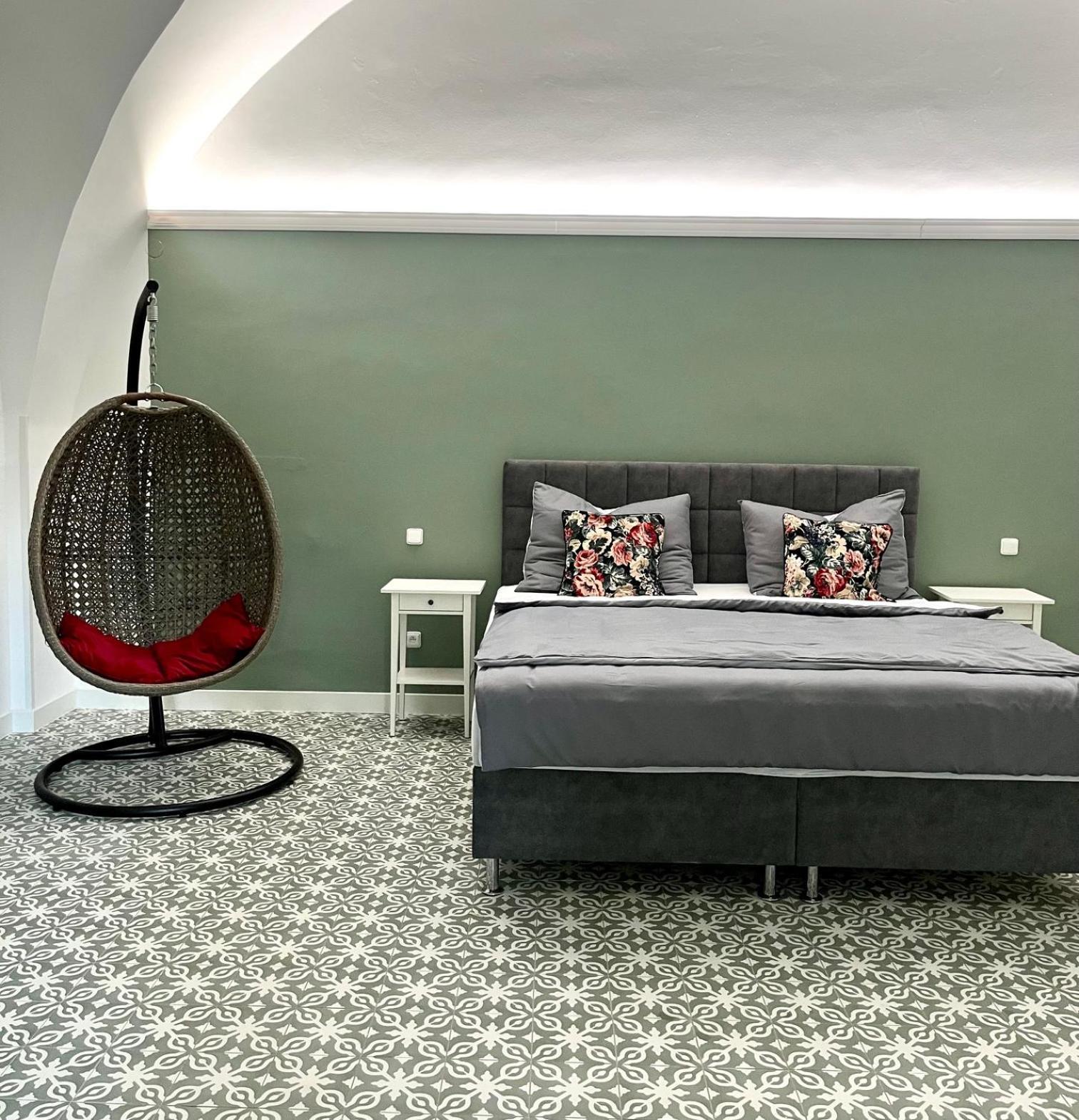 Palac Daun - Studio Apartments Znojmo Ngoại thất bức ảnh